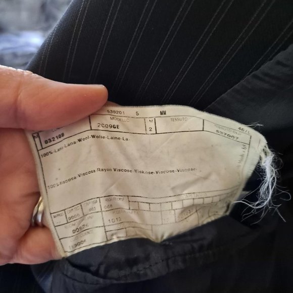 ARMANI Collezioni‎ Blue Pinstripe Suit Jacket Size 46L - Picture 4 of 8